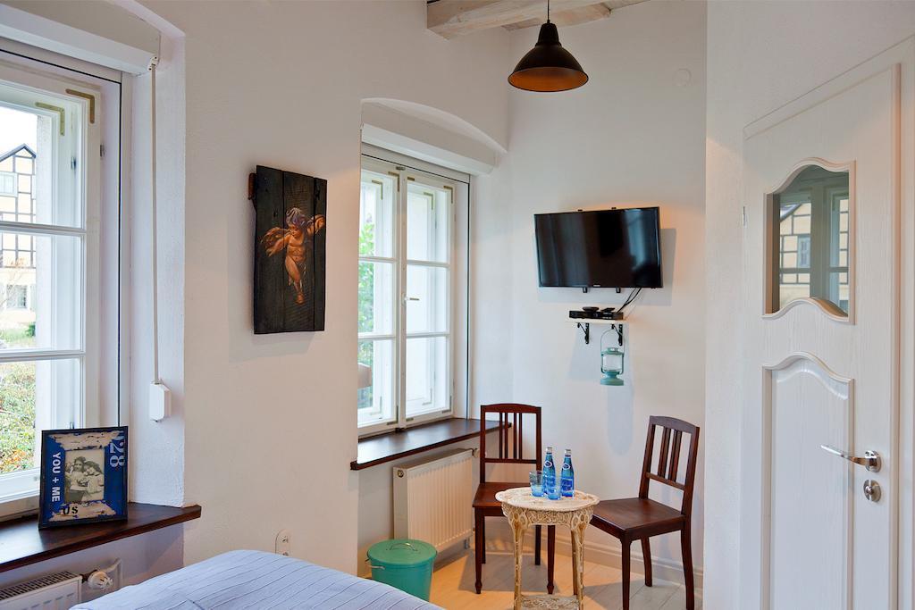 Barokowy Zakatek Bed & Breakfast Swidnica  Room photo